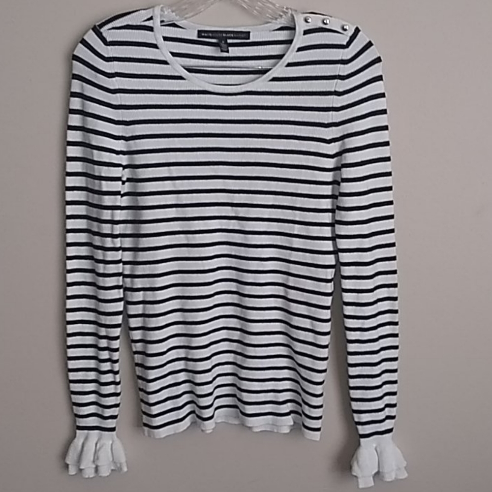 🍁White House Black Market Sweater